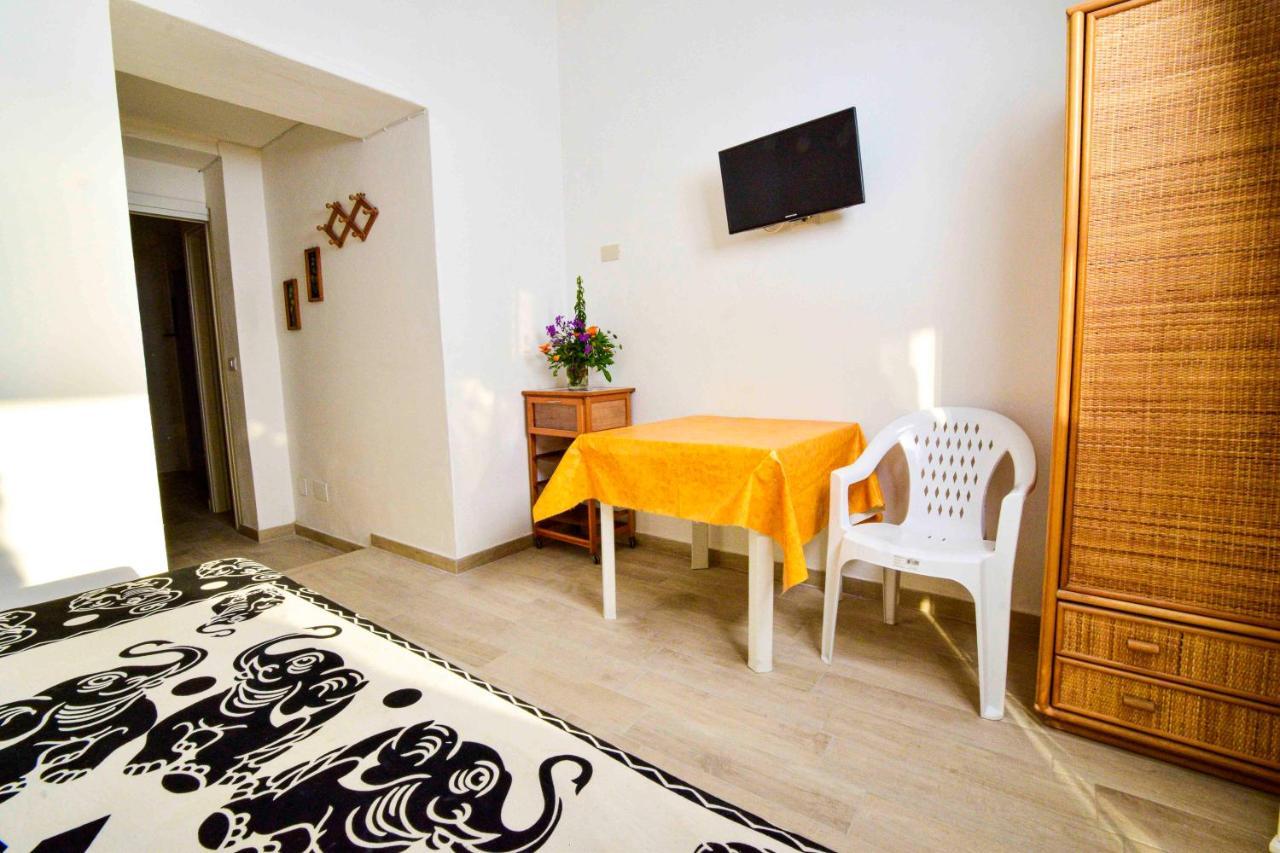 Solemareponza Monolocali La Piana Apartment Екстериор снимка