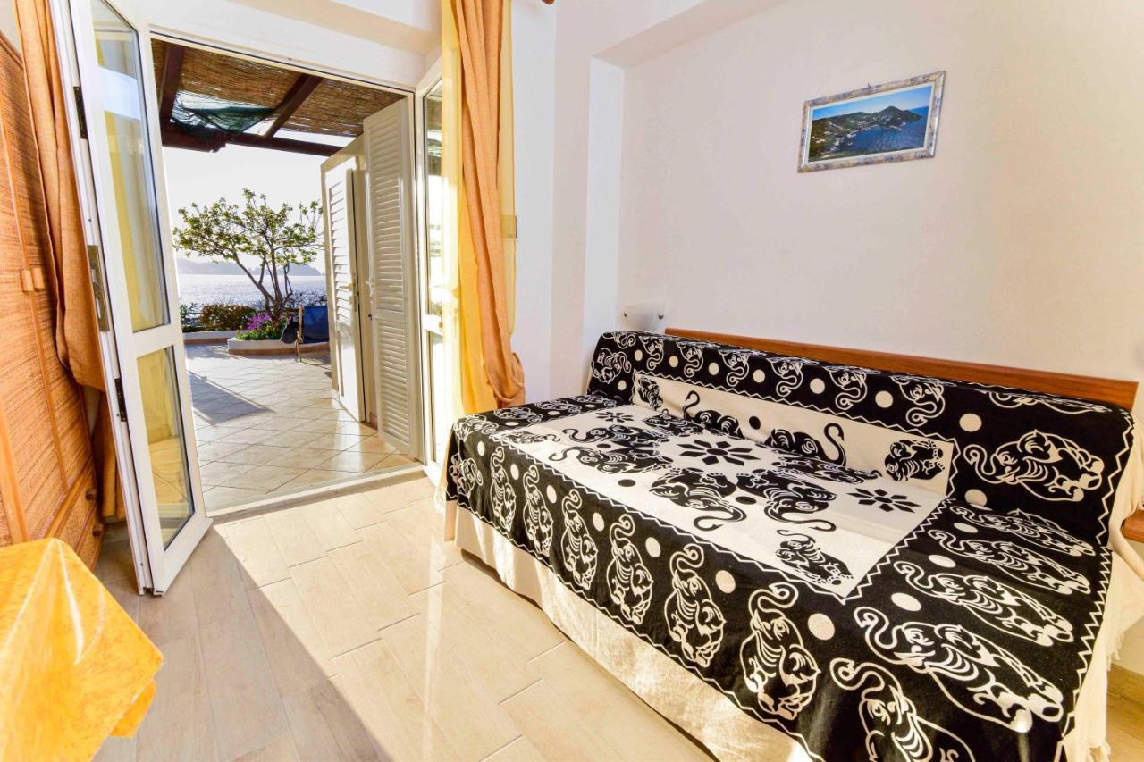 Solemareponza Monolocali La Piana Apartment Екстериор снимка